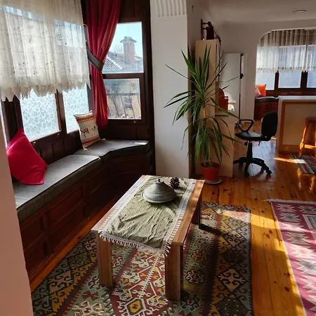 House 아파트 *